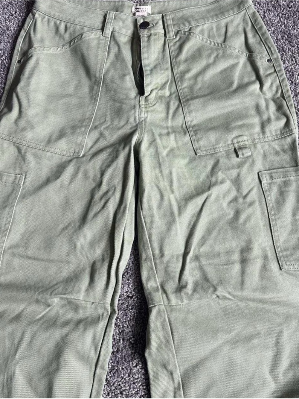 Billabong Woman Cargo Pants in Sage Green